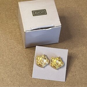 AVON Vintage Regal Crown Pierced Earrings NEW In Box Gold Tone
